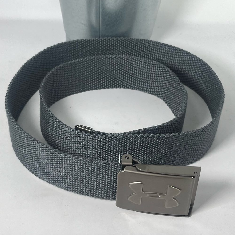 Under Armour‎ Youth Golf Belt Gray with Silver Buckle Adjustable No Holes